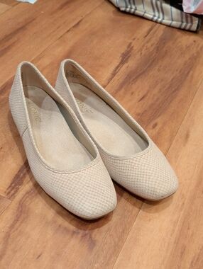 Vionic Orinda 2 Ballet Flats cameo rose snake-embossed nubuck leather 7.5